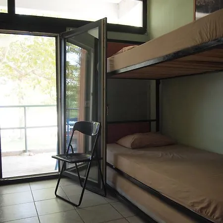 Hostel Summit Zero *