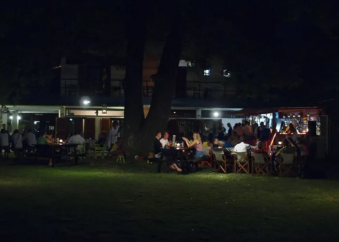 Summit Zero Hostel Plaka