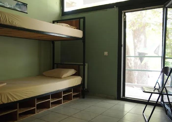 Hostal Summit Zero *